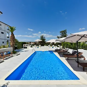 Mediterraneo Garden Apartament